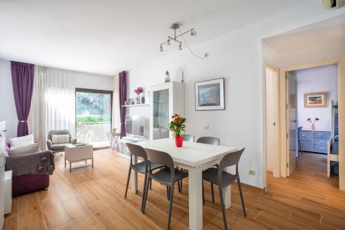 Comfortable Apartment Near Cala Sa Boadella -Lloret de Mar, Costa Brava 1