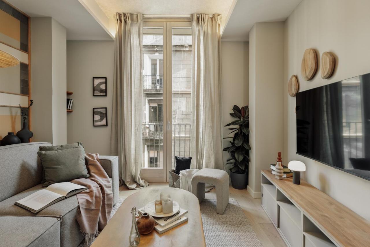 Kevran - 2 Bedrooms And Terrace in Sant Pere 1