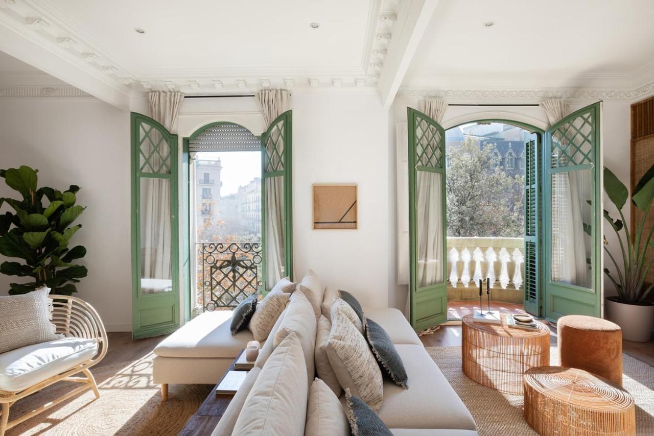 Tanah - 3 Bedrooms And Balcony in Eixample Dreta 1