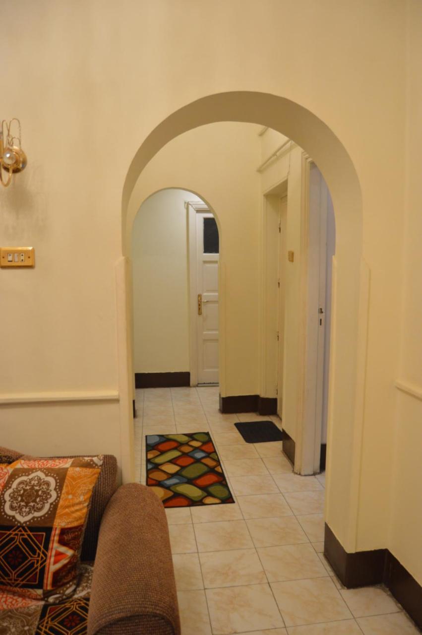 By the Nile - Room in Shared Apartment in the Center of Cairo 1