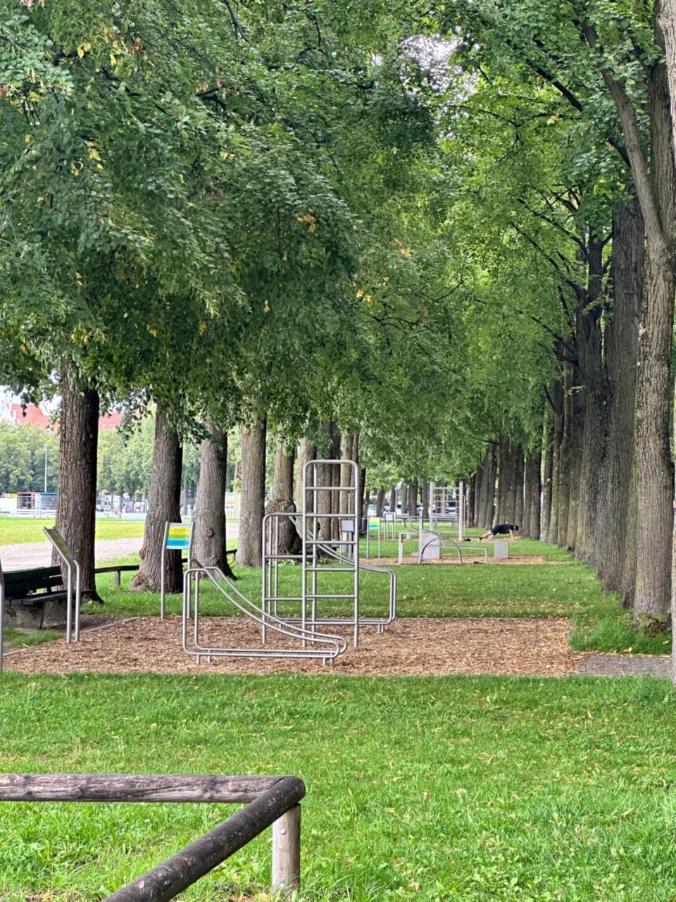 Ludwig- 2 Room Apartment Direkt at Oktoberfest - 10 Min Walk To Old Town- 4 Min Walk To 2 Diff U-Bahn Stations & Parking Available 2