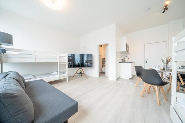 7 Modern City Studio for 7 Bogenhausen Near Messe Munich 1