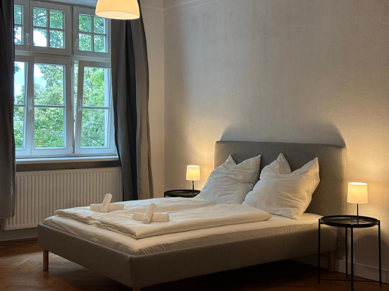 Zentral & Gemutlich - Wohnung Fur Bis Zu 6 Gaste 2