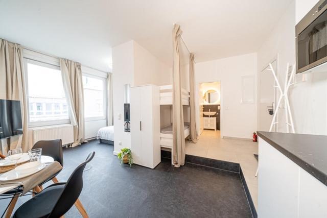 2 Modern City Studio for 6 Bogenhausen Near Messe 1