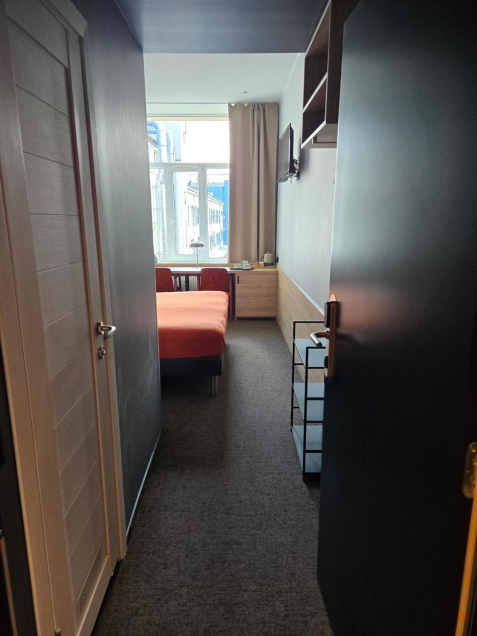 Private Hotel Room in the Corner of Vilnius City Centre (Adults Only) 1