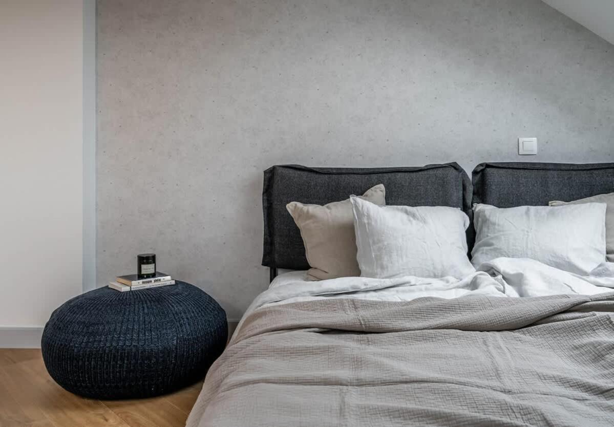 Domillion 2bdr Neworiental Apt Free Park N2a12 1