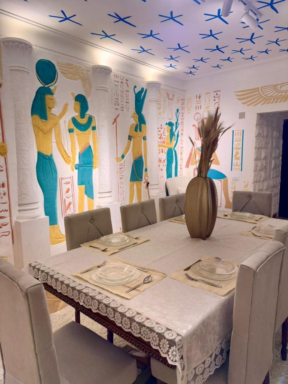 Luxury Cairo Pharaohs 3br Apartment 1