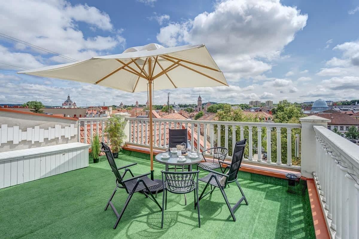 Domillion 3bdr Rooftop Terrace AC P369 2