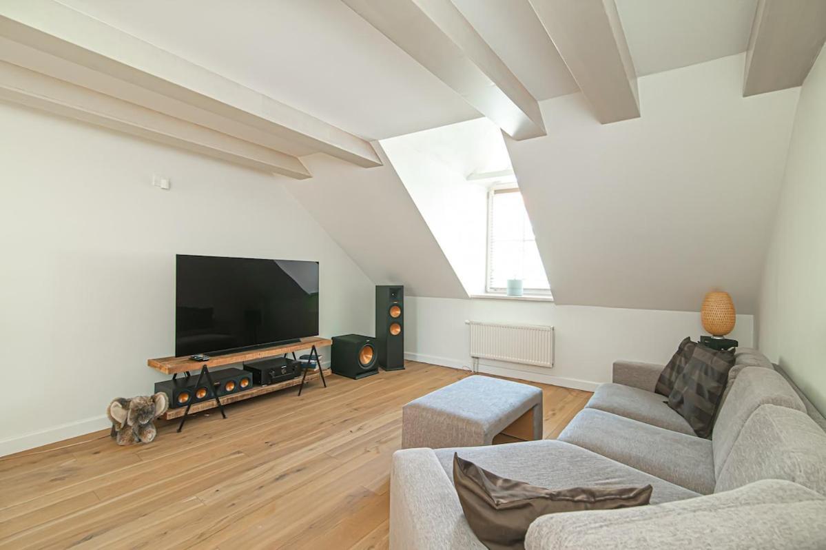 Spacious 3 Bdr Apartment in Old Town