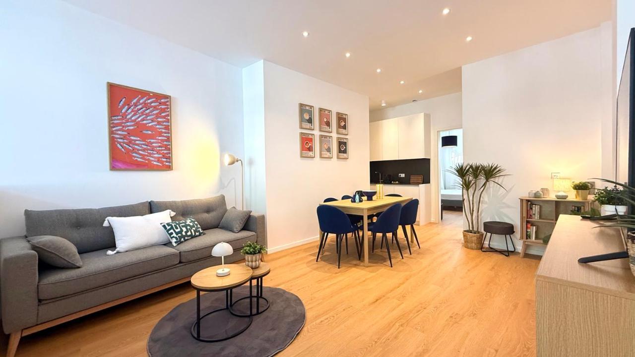 Beckhomes Munich, 210 Qm, 20 Guests, 7 Br, 3 Stylish Central Separable Apartments Or One Large Unit