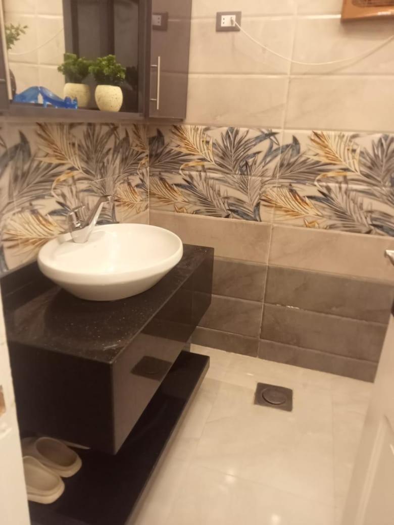 شقة الأسواق الحرة 1