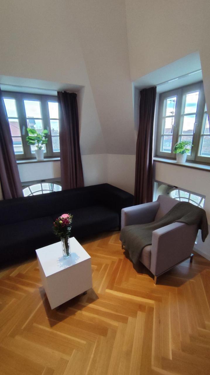 Appartements Schwere Reiter Straße Munchen