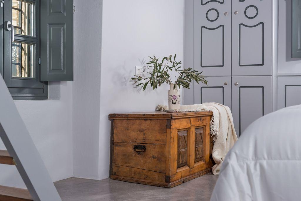 Kastro Mansion Santorini 2