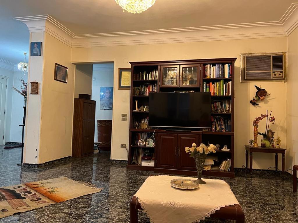 شقه مميزه بالمهندسين 1