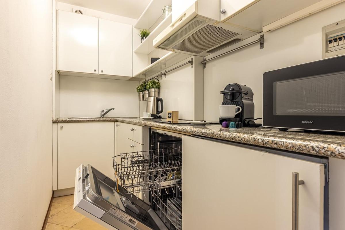 Duomo Delight Suite - 200 Meters From the Duomo 2