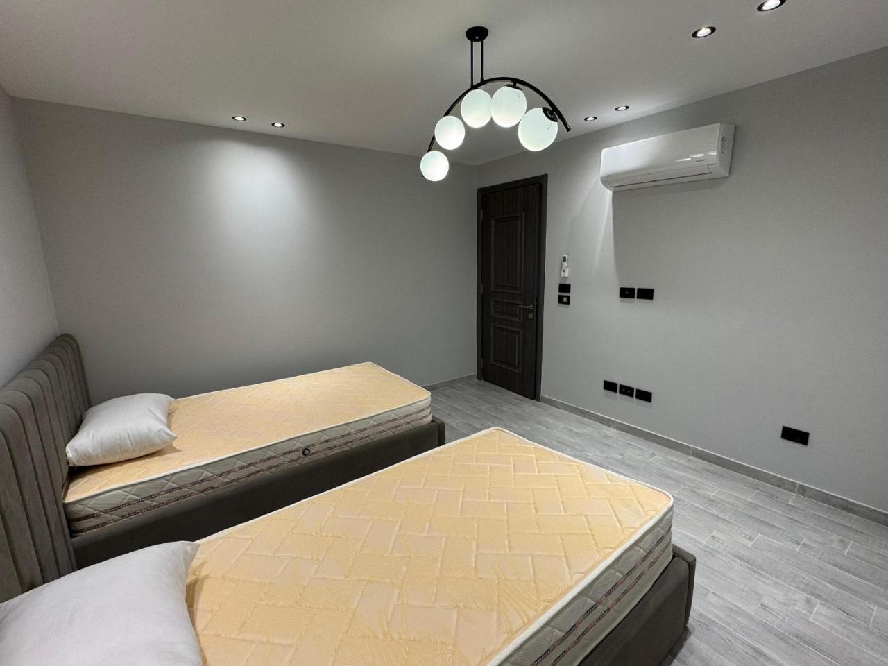 45 Zahraa Str , Dokki 1