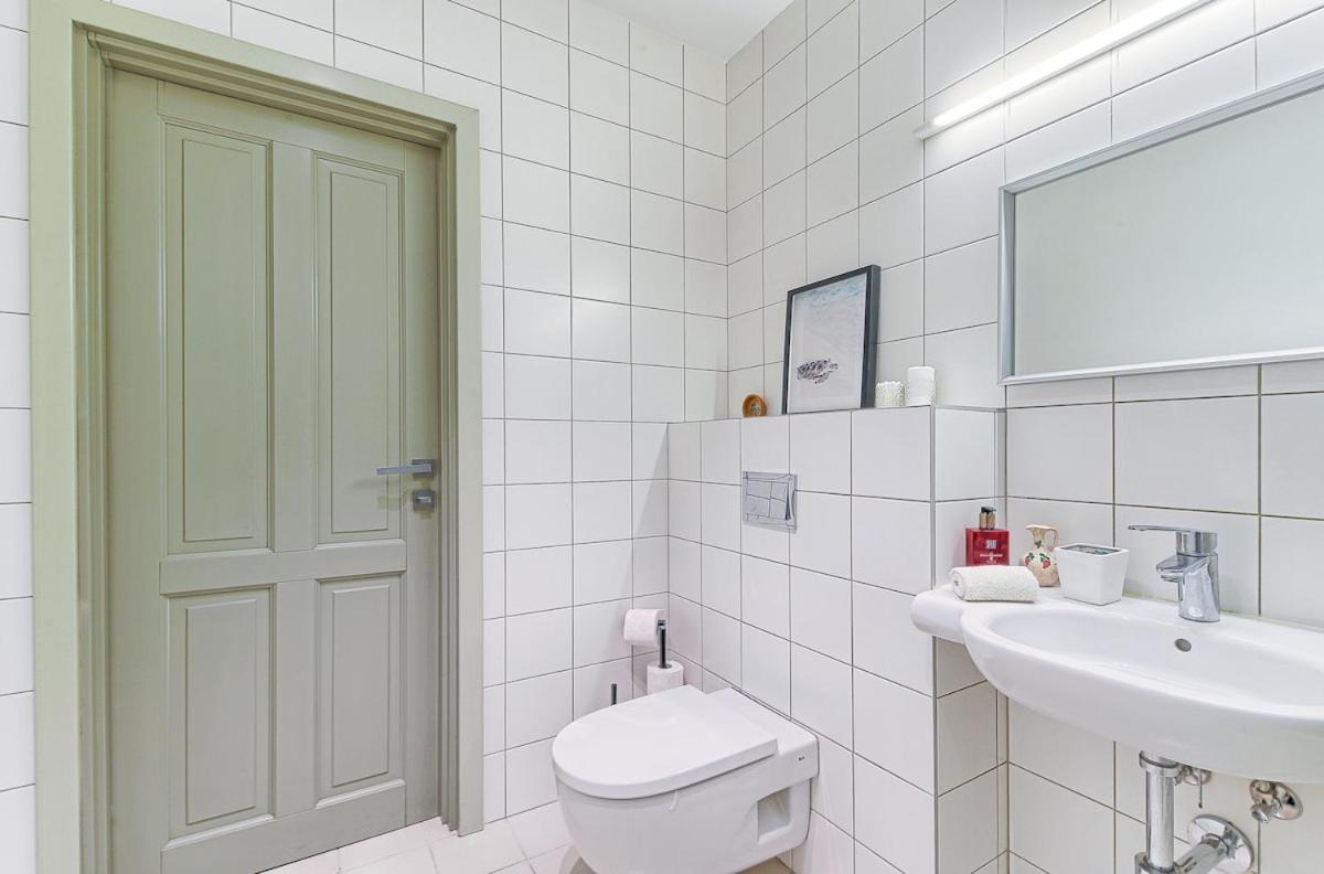 Spacious 2 Bedroom Apartment in Central Vilnius (Adults Only) 2