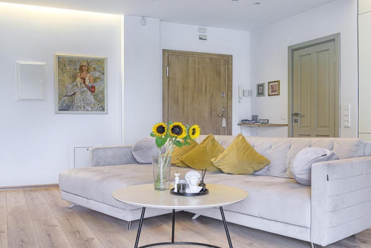 Spacious 2 Bedroom Apartment in Central Vilnius (Adults Only) 1