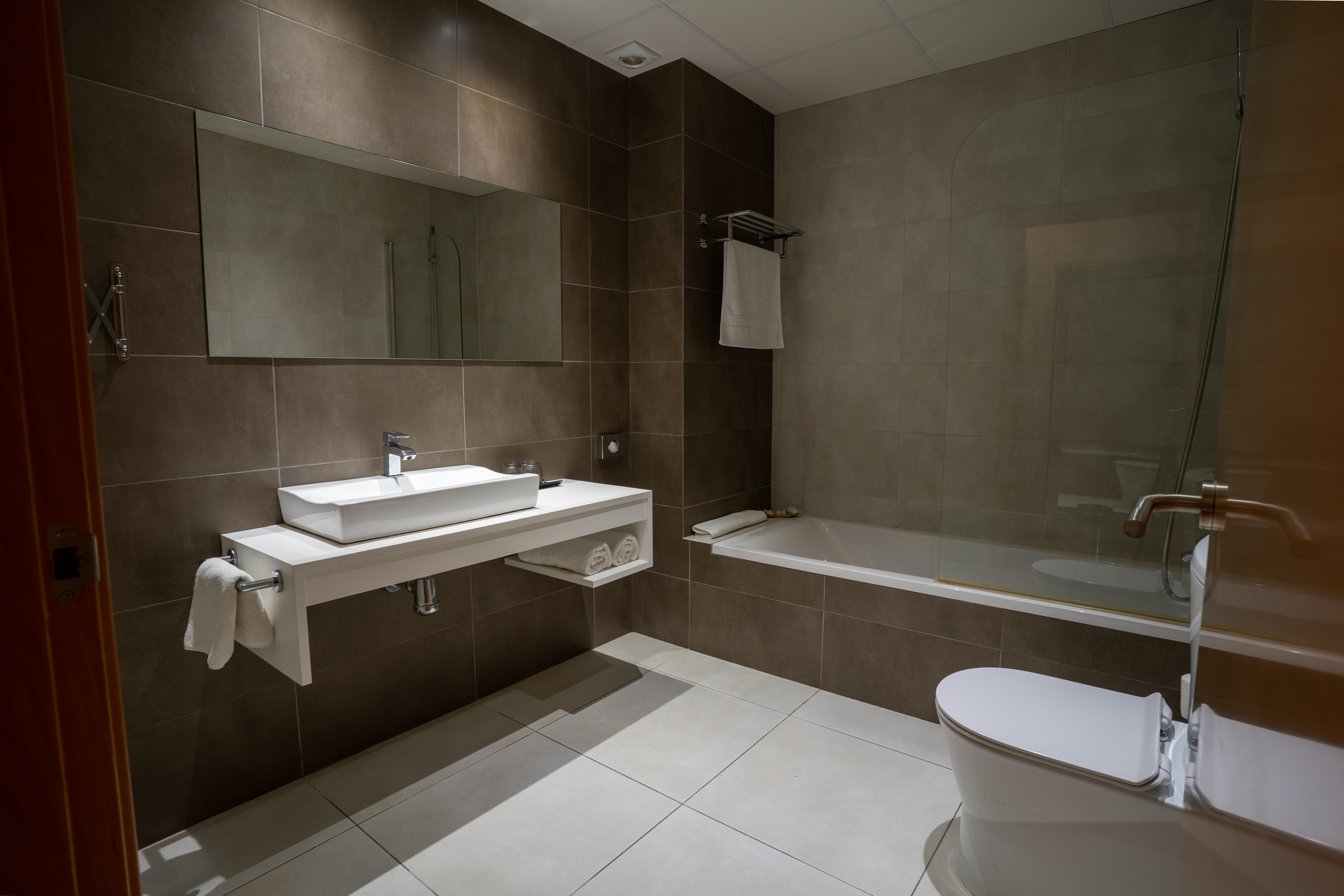 Hotel & SPA Golden Barcelona - Vallromanes 2