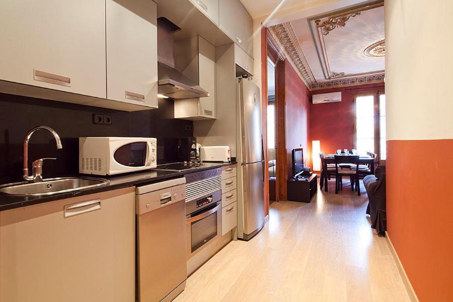Catalunya Executive 3 Bedrooms, 3 Bathrooms AC Wifi 2