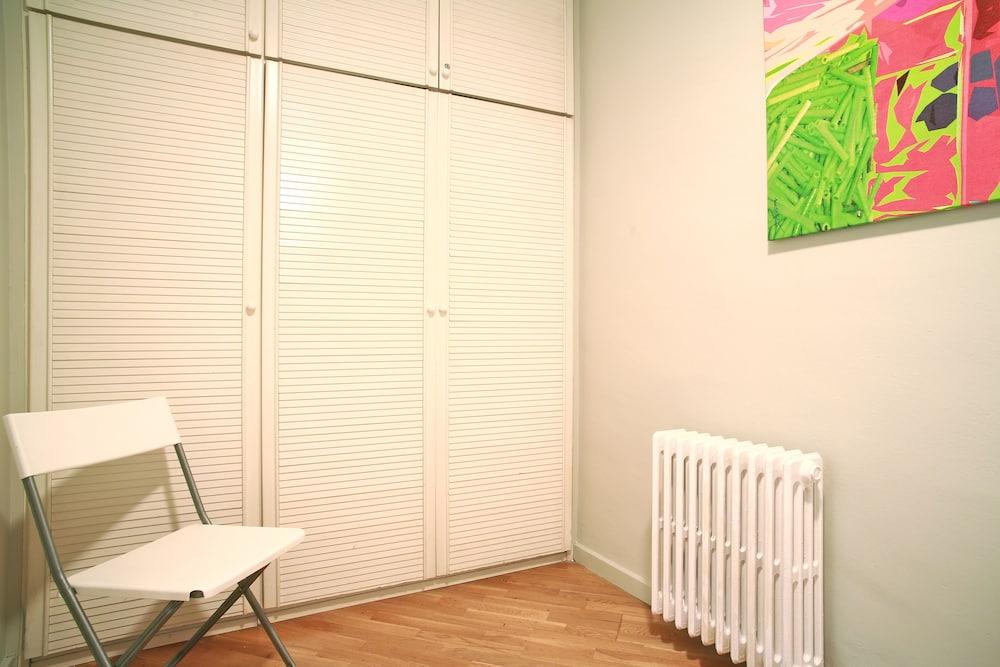 Barcelonaforrent Plaza Sagrada Familia 1