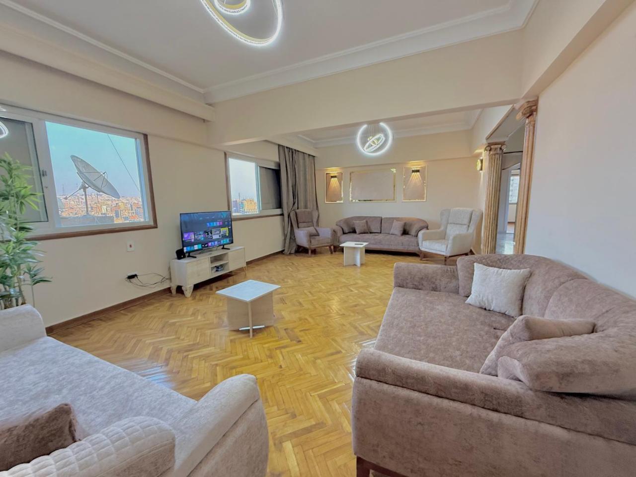 Moonlight Homes Tahrir Square 2