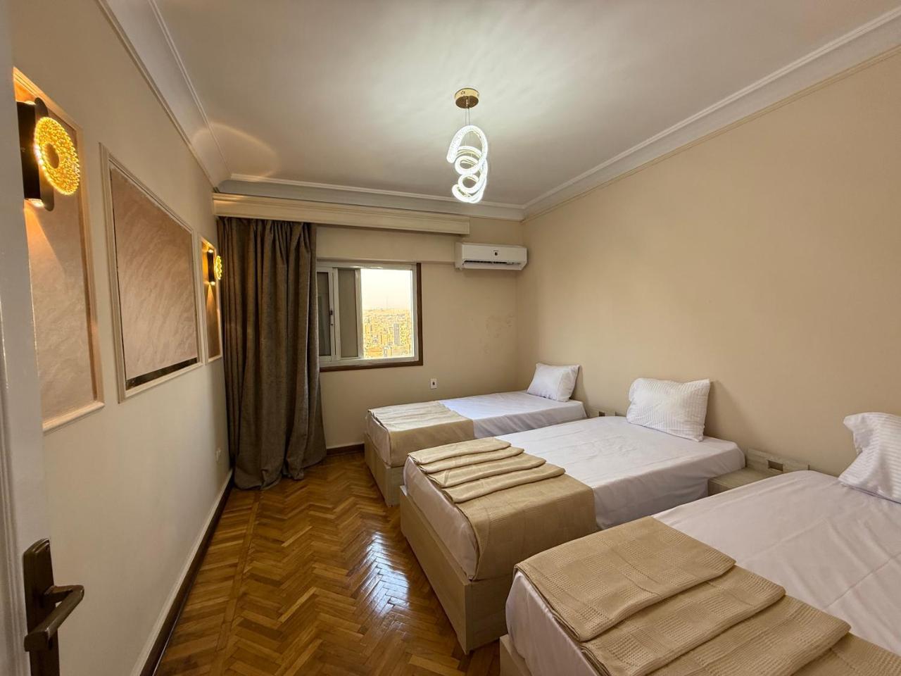 Moonlight Homes Tahrir Square 1