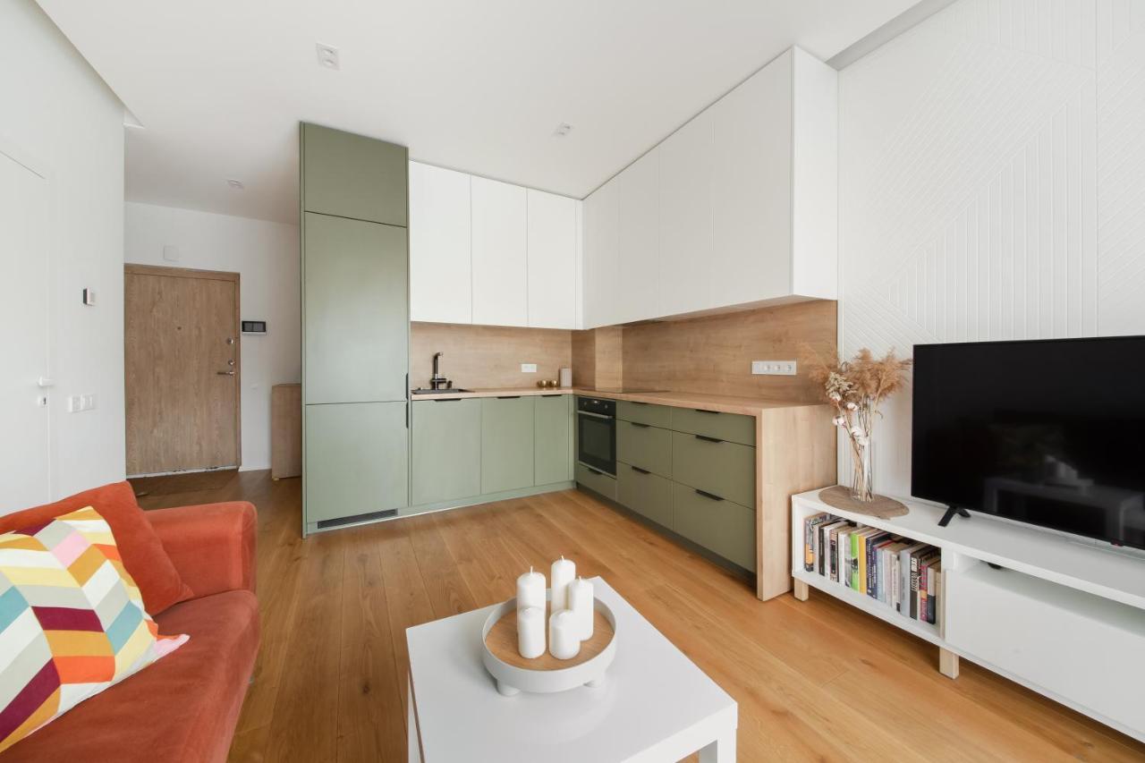 Brand New Mindaugas Luxury Designer Apart 2