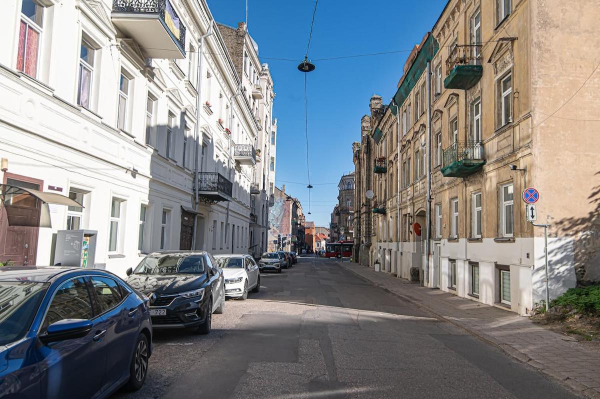 Jaukus Butas Senamiestyje, Vilnius 1