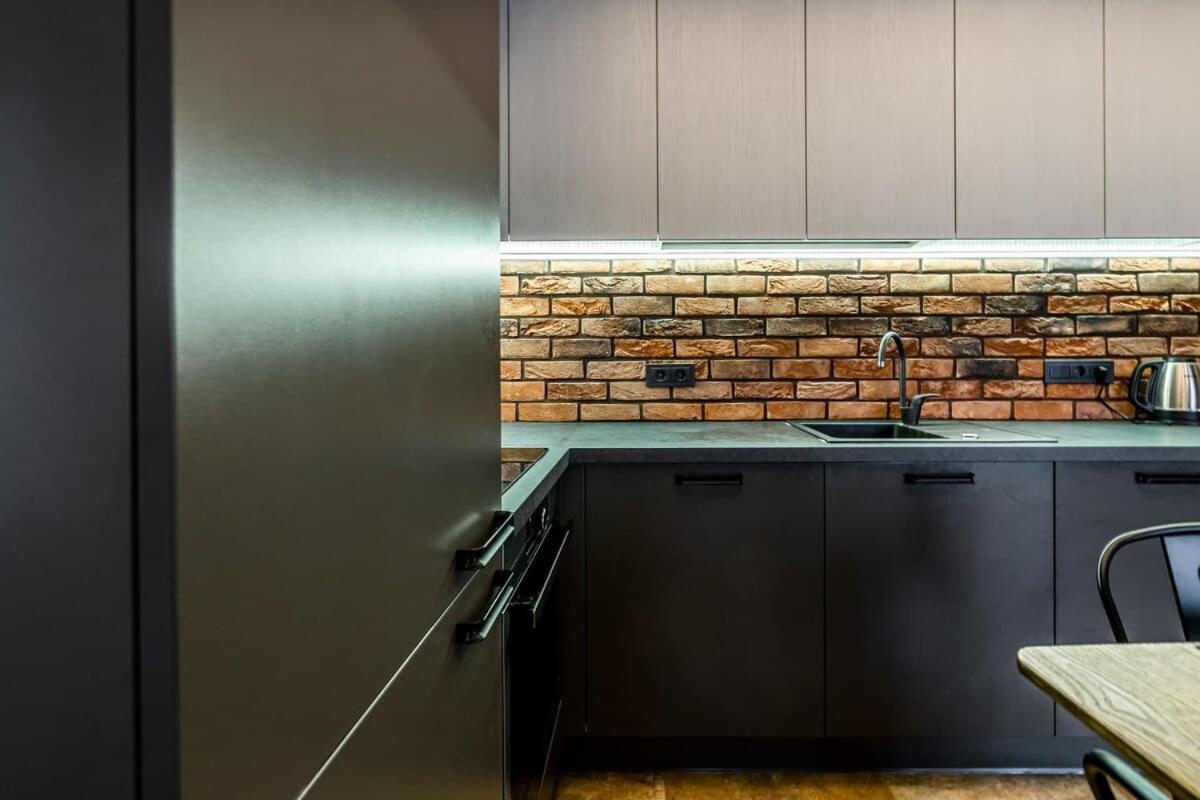 Domillion Cozy 3bdr Apt in Oldtown P364b 2