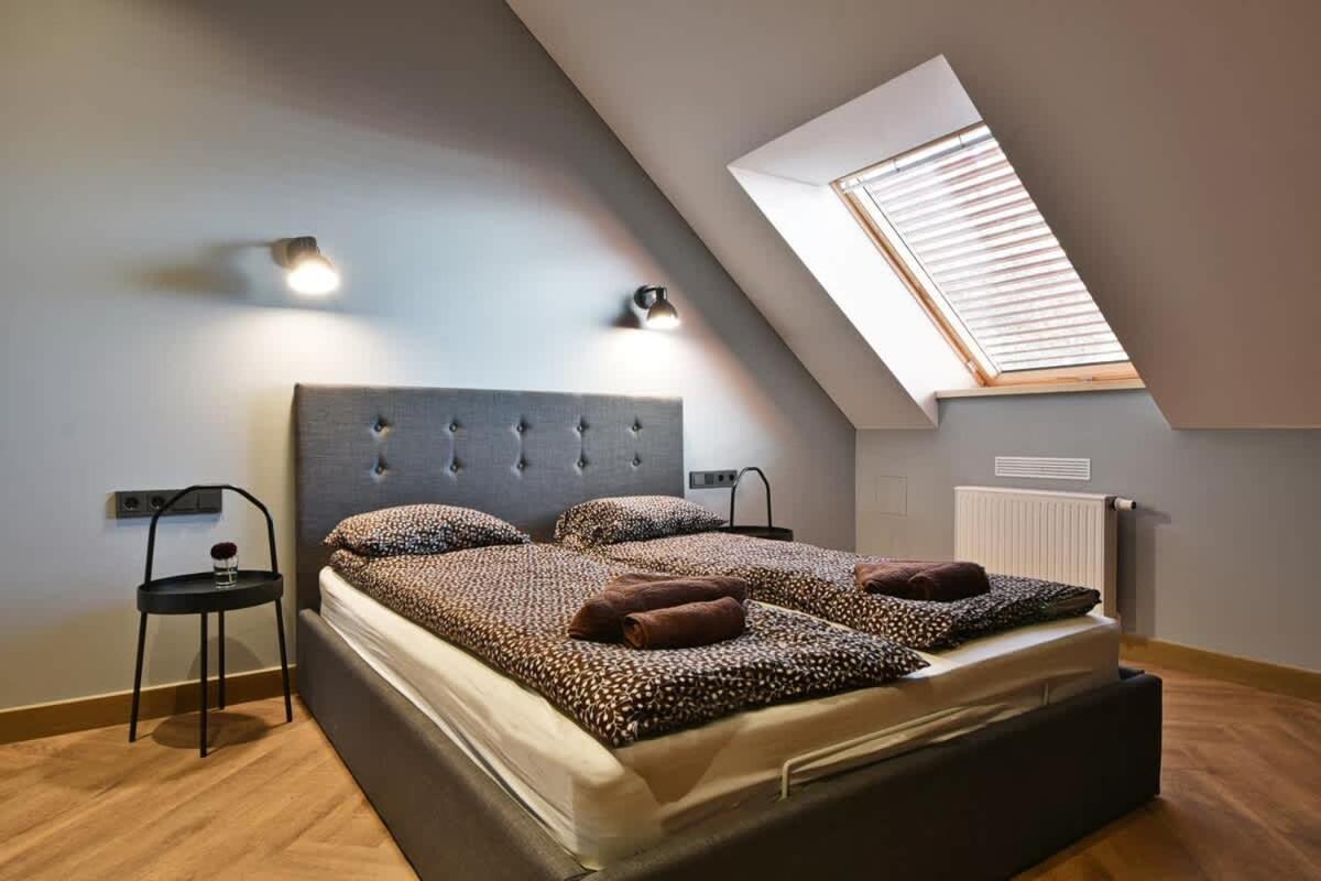 Domillion 1bdr New Old Town Apt U2305 2