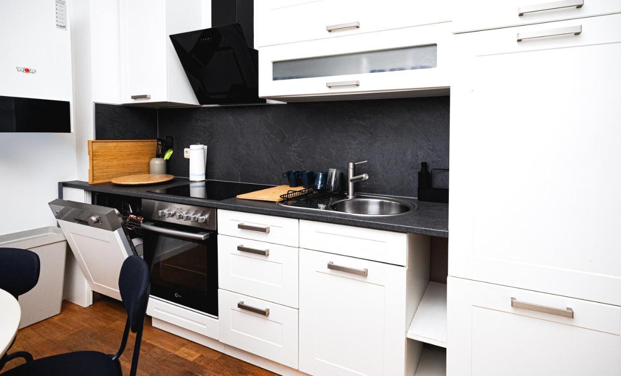 Top Lage! Gemutliche Wohnung Am Englischen Garten 1