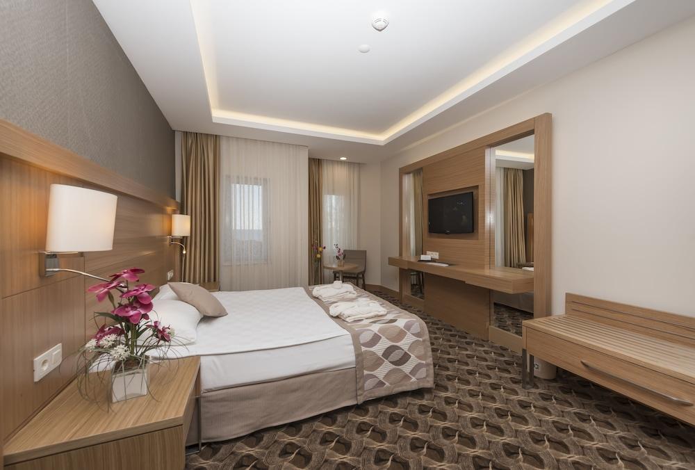 Belconti Resort Hotel 2