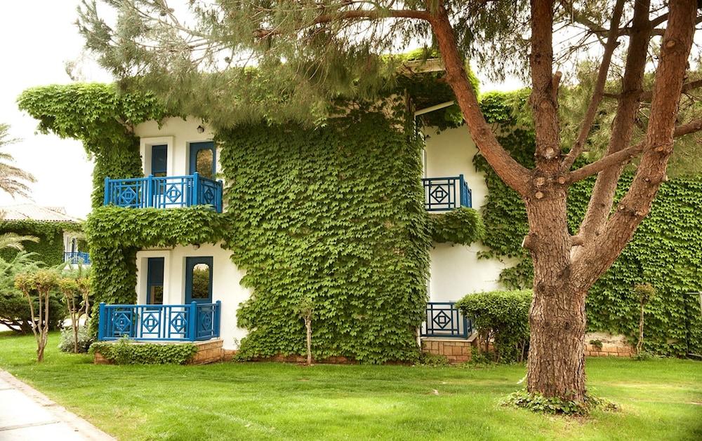 Belconti Resort Hotel 1