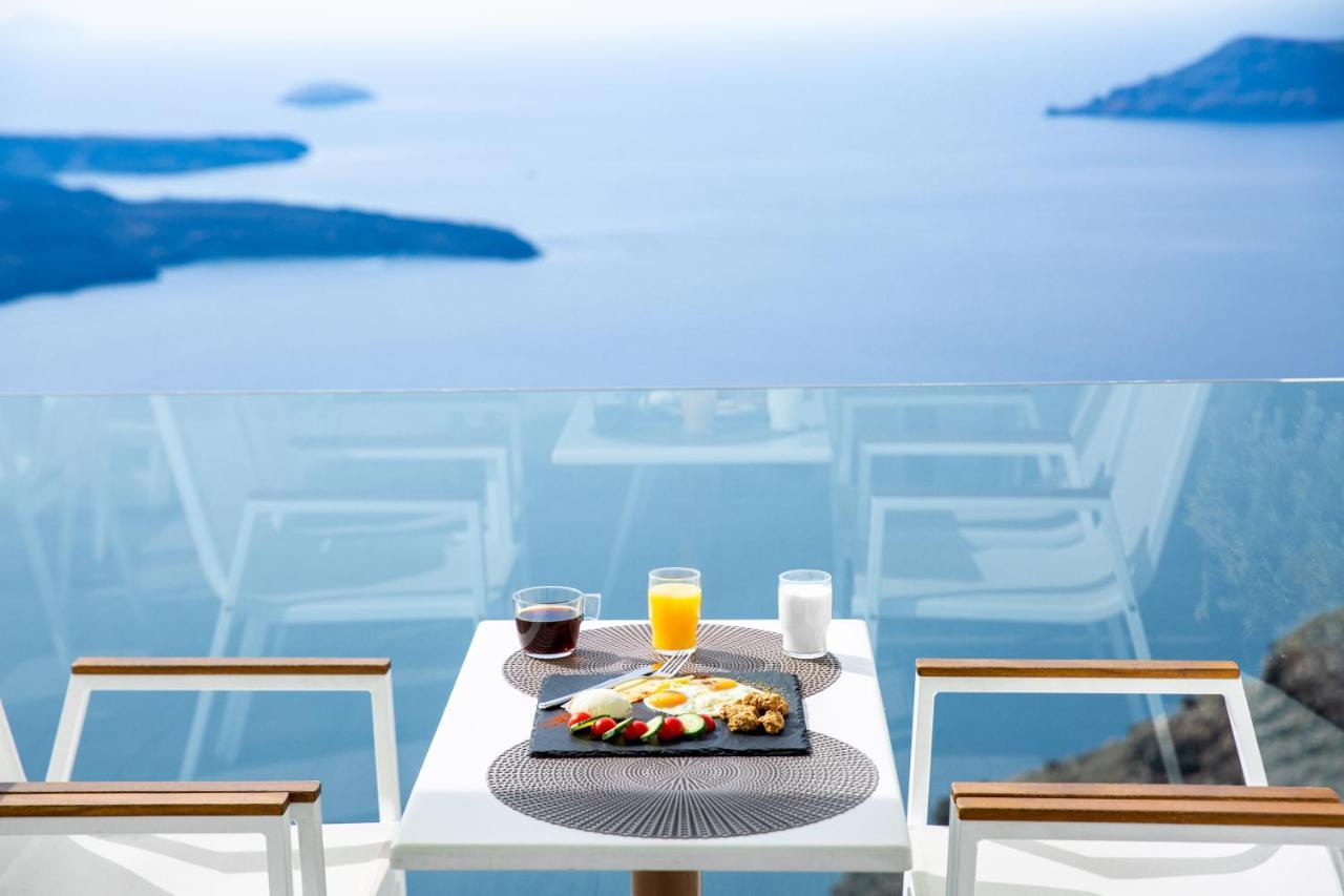 Pearl on the Cliff Hotel & Suites 1