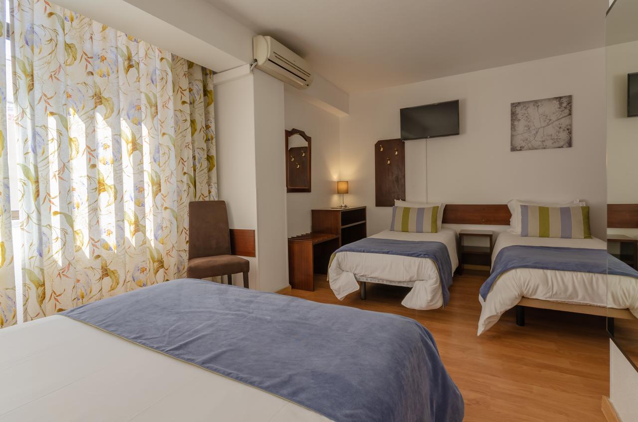 Dinya Lisbon Hotel & Lounge Bar 1