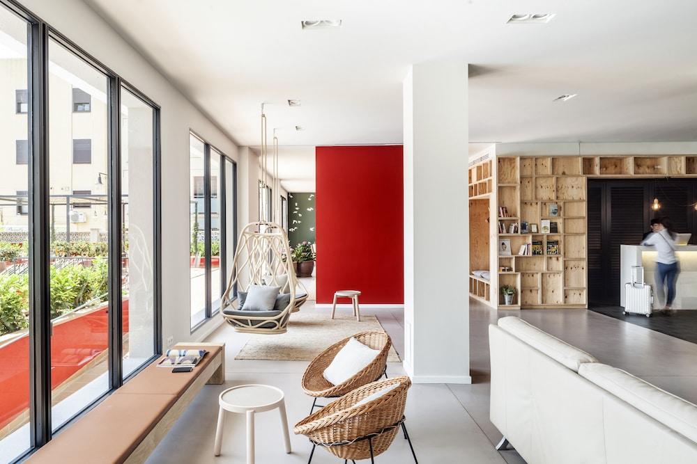 Aqua Hotel Bertran Park (Adults only) 1