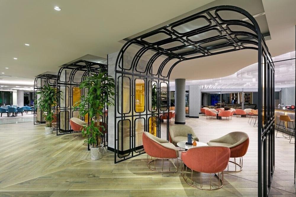 Limak Atlantis Deluxe Hotel & Resort 1