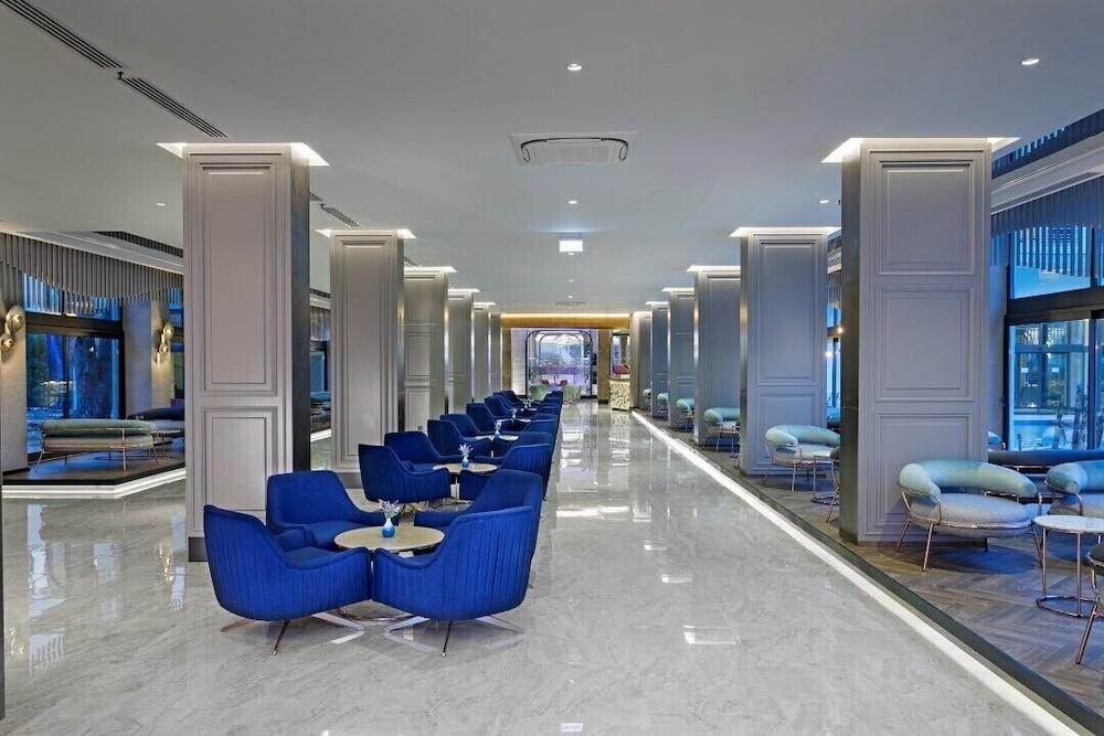 Limak Atlantis Deluxe Hotel & Resort