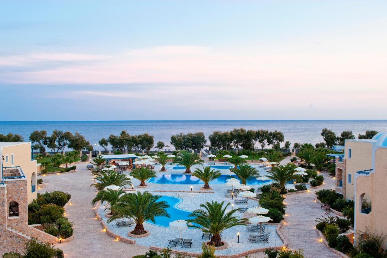Santo Mira Mare Resort 1