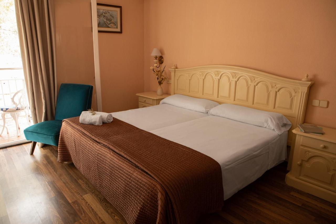 Hotel Roger de Flor by Seleqtta 1