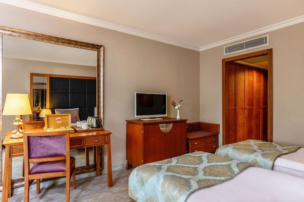 Asteria Family Resort Belek 2