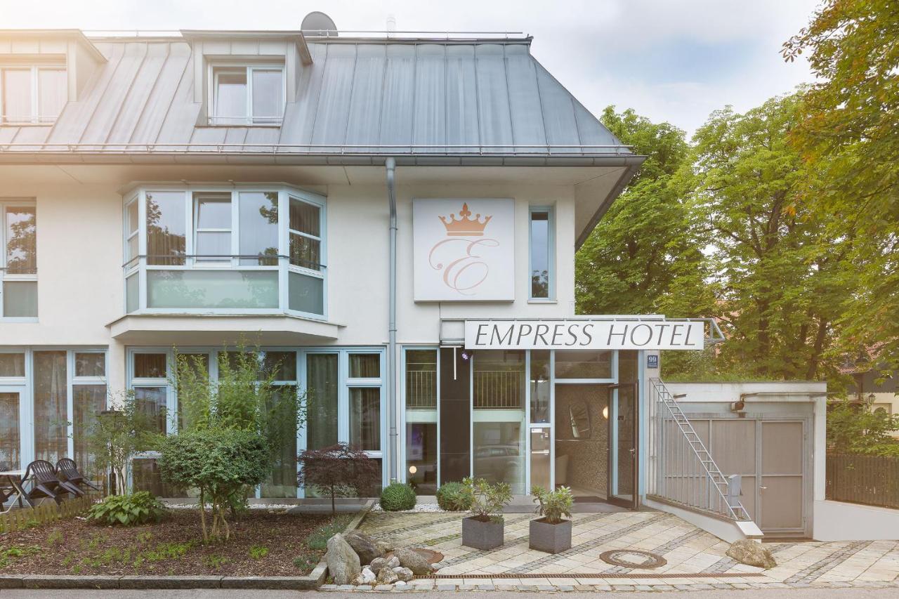 Empress Hotel
