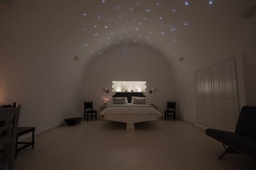 Dimitrios Cave House 2