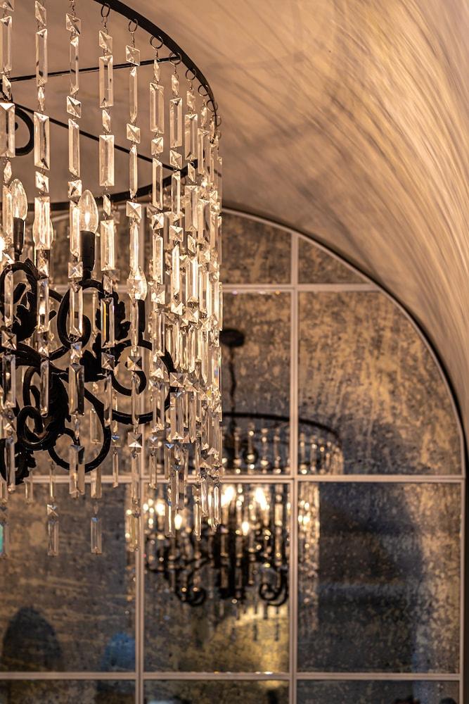 Mythical Blue Luxury Suites (Adults only)