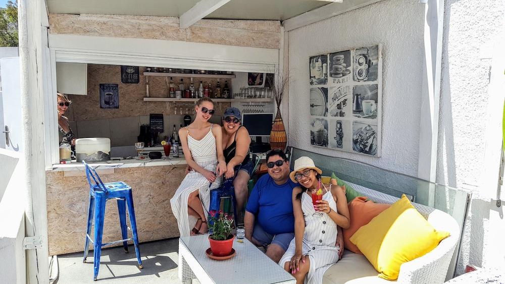 Pleasure Beachside Studios 2