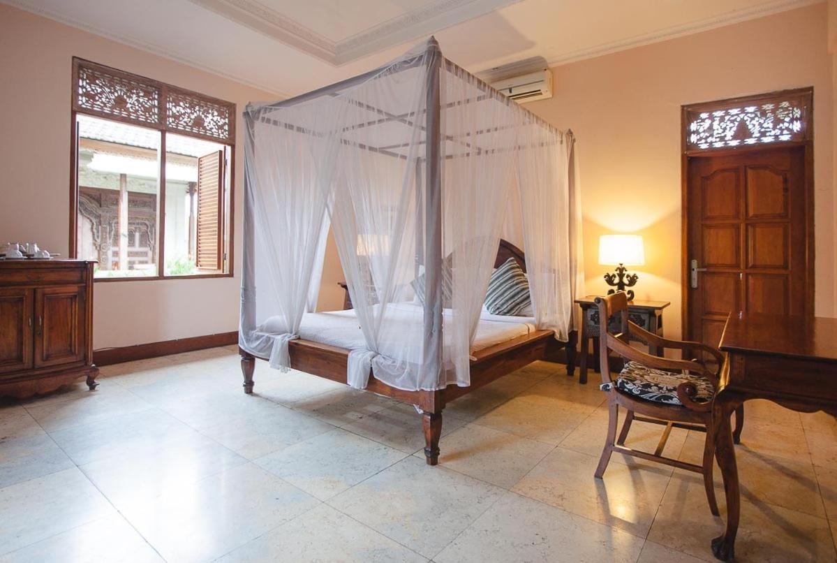 Honeymoon Guesthouse 1