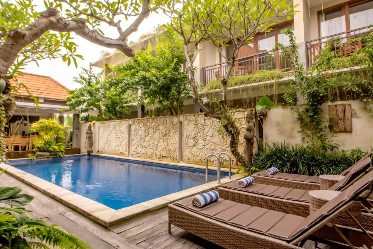 Janis Place Cottage by Purely 1