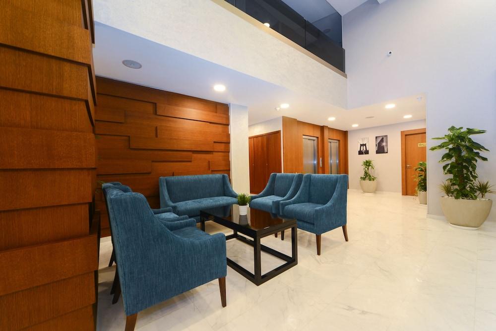 Golden Star Casablanca 2