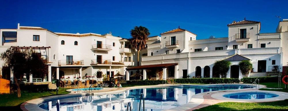 Hotel Dona Lola Zahara 1